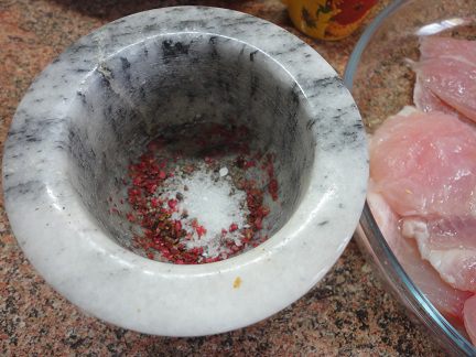 Рыба в кунжуте
