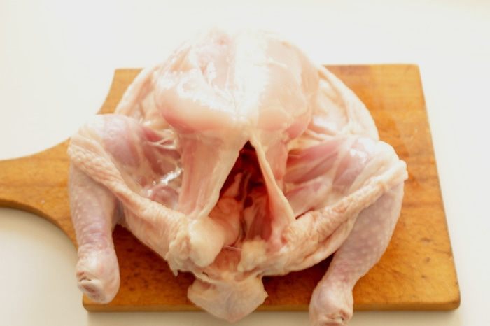 Куриный рулет с грибами и сыром