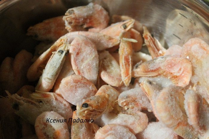 Креветки вареные в кефире