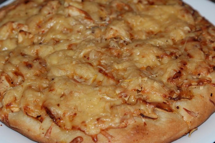 Лепешка с яблоком и сыром