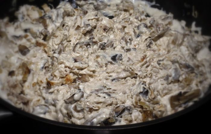 Жульен с курицей и грибами