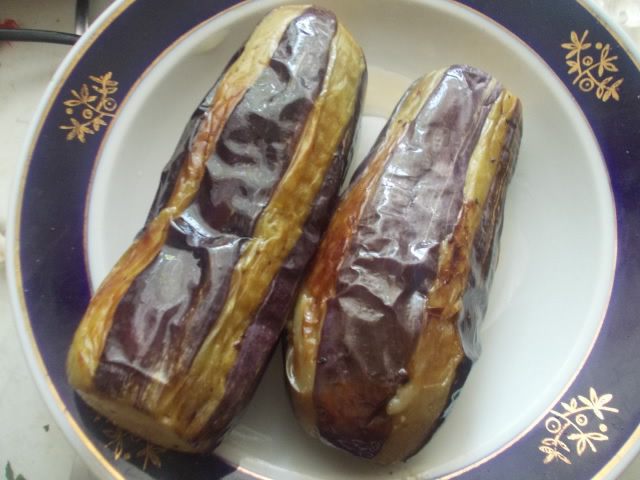 Баклажаны, фаршированные курицей