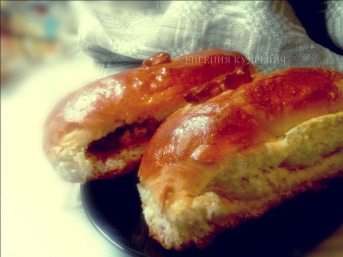 Пирожки с вишней