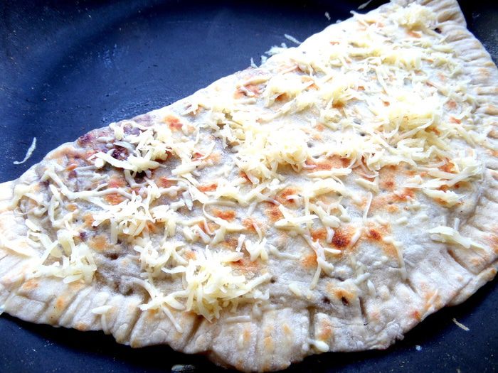 Мясные лепешки на сковороде