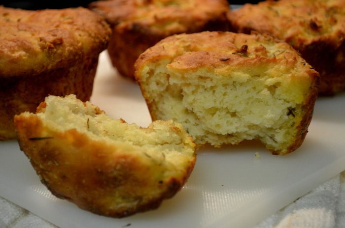 Булочки сметанные с тимьяном