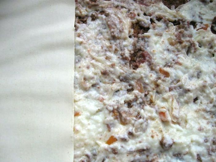 Лазанья с рагу болоньезе (ragù alla bolognese), грибами и моцареллой