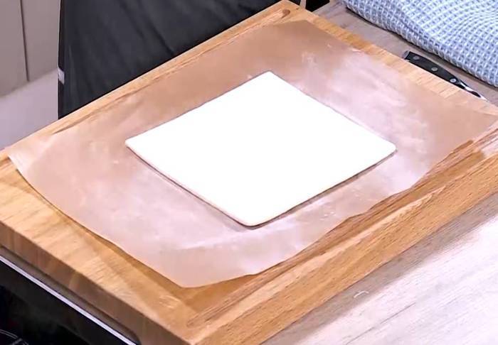 Пирог с помидорами черри и фетой 