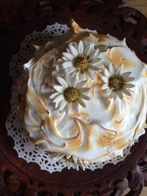 Торт &amp;quot;Аляска&amp;quot; с ромашково-медовым мороженым