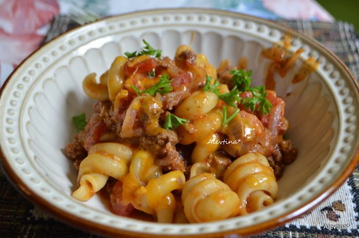 Итальянская паста с мясным соусом