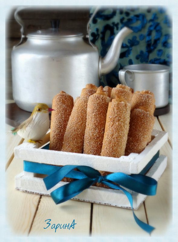 Трубочки песочно-дрожжевые из цельнозерновой муки