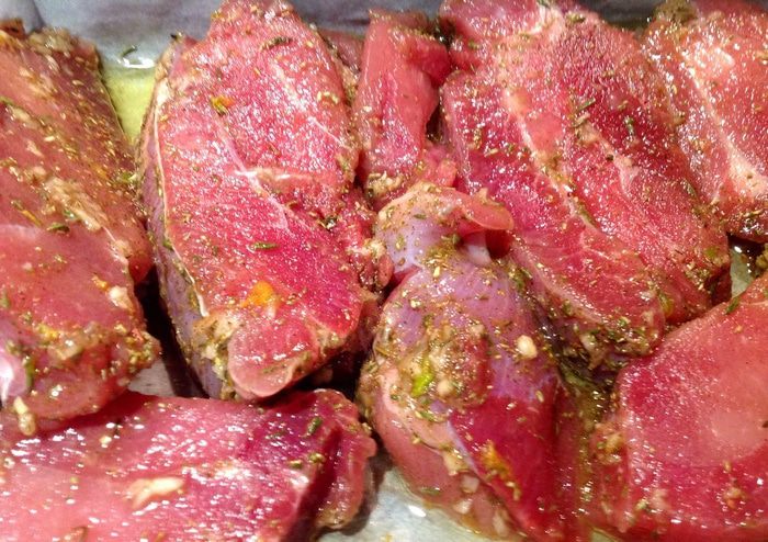 Праздничная индейка с клюквенным соусом