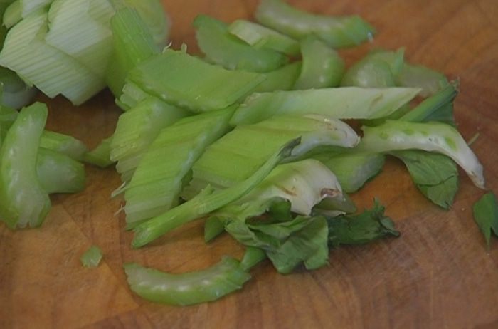 Кролик в красном вине