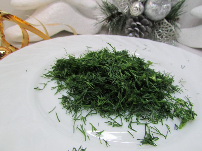 Салат из авокадо и брокколи