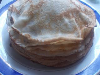 Блинный торт с малосольной горбушей и соусом &amp;quot;бешамель&amp;quot;