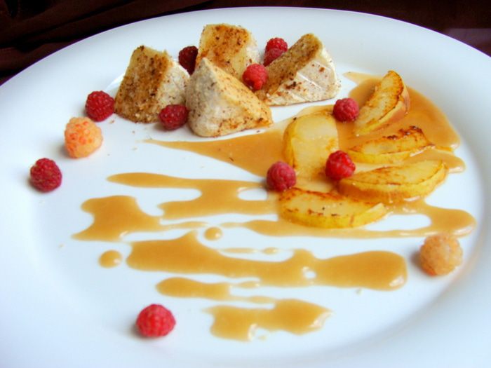 Закуска из горячего сыра бри 