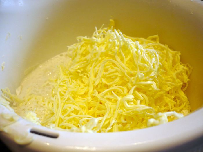 Рыбные тарталетки из слоеного теста на скорую руку