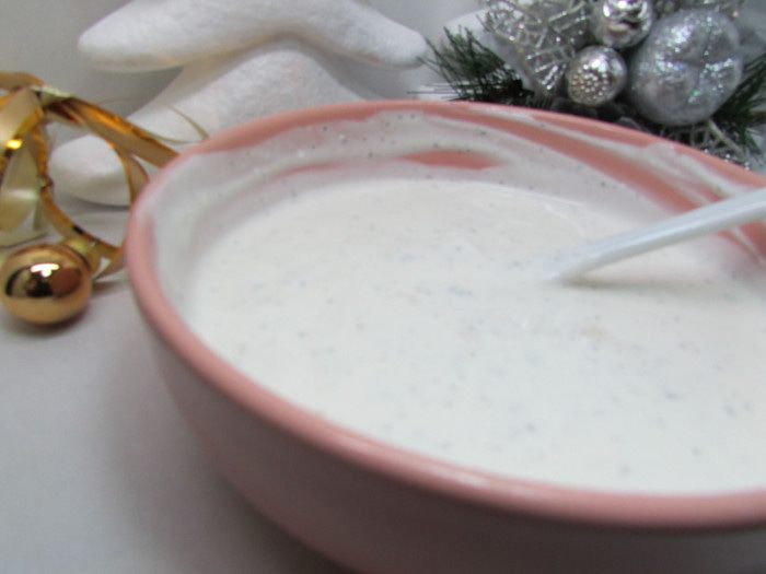 Салат из авокадо и брокколи