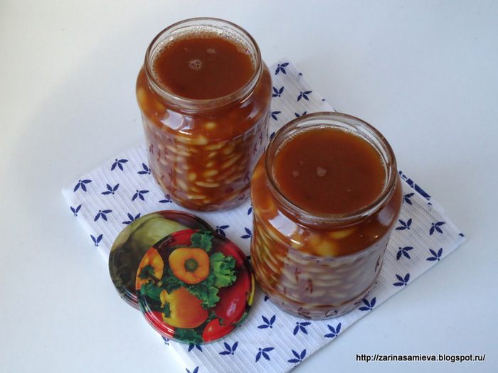 Фасоль в томатном соусе