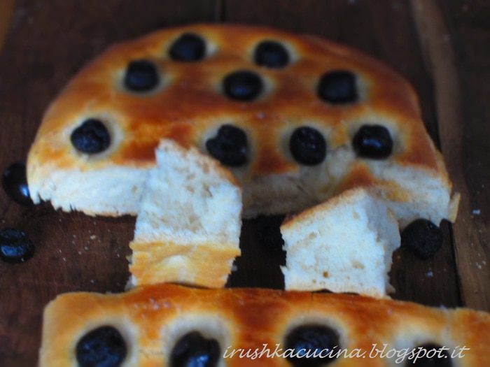 Фокачча с оливками