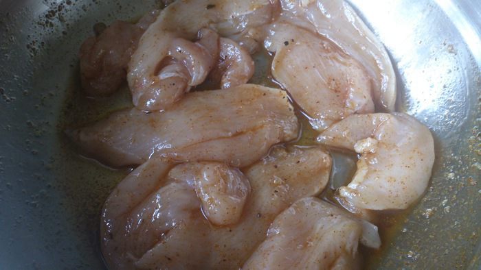 Салат с йогуртовым соусом