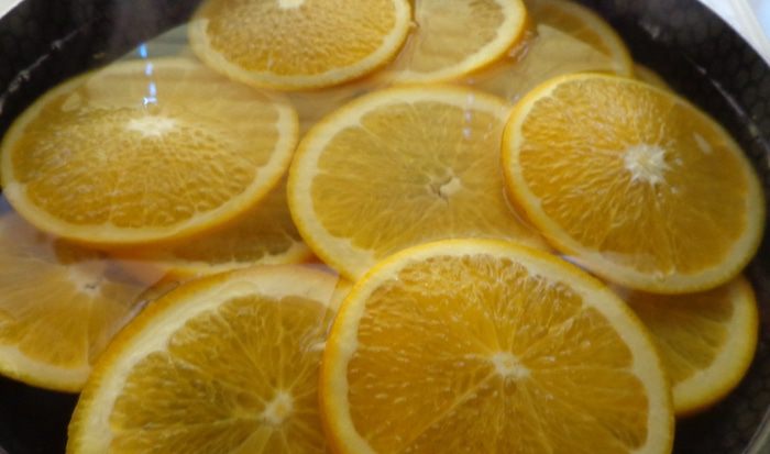 Карамелизированные апельсины в шоколаде