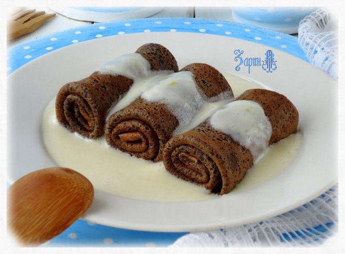 Черемуховые блины со сметанно-лимонным соусом