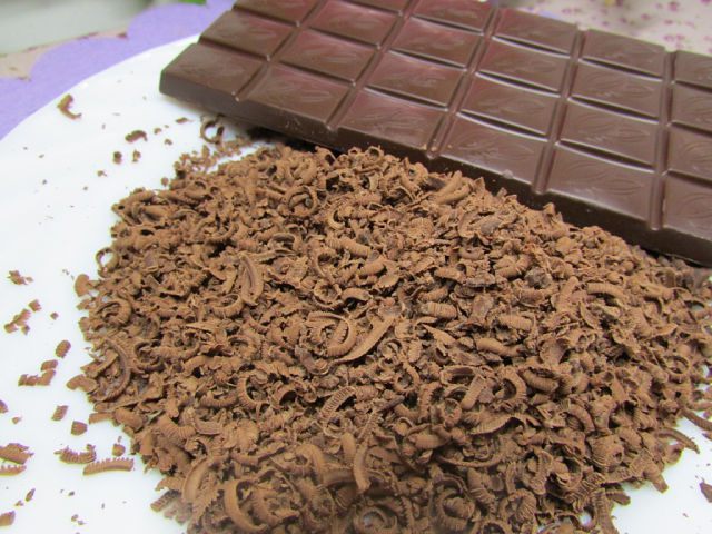 Мятное мороженое с кусочками шоколада