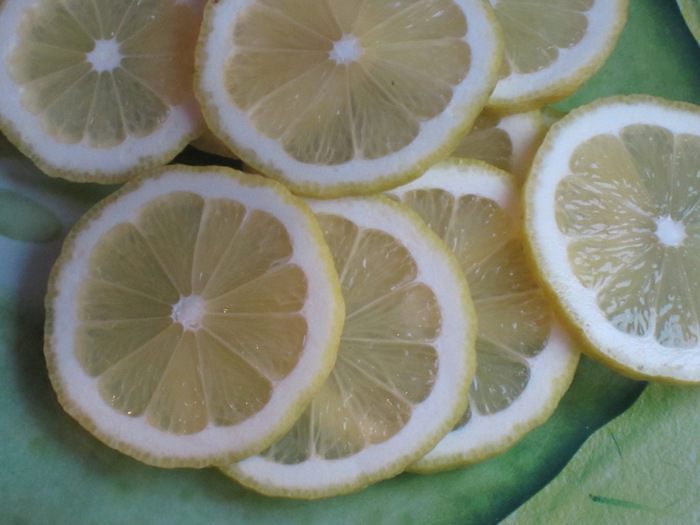 Куриная грудка с чесноком и лимоном