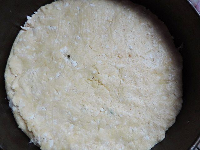 Творожный пирог с брокколи и сырной начинкой