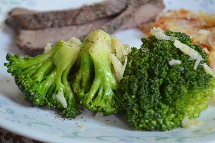 Брокколи с чесноком