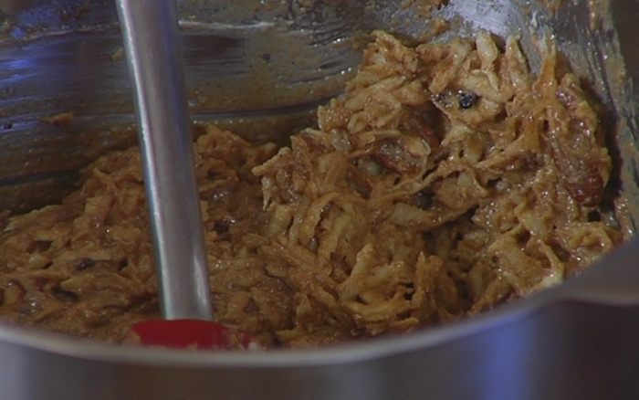 Ореховый пирог с имбирем и сливочным кремом