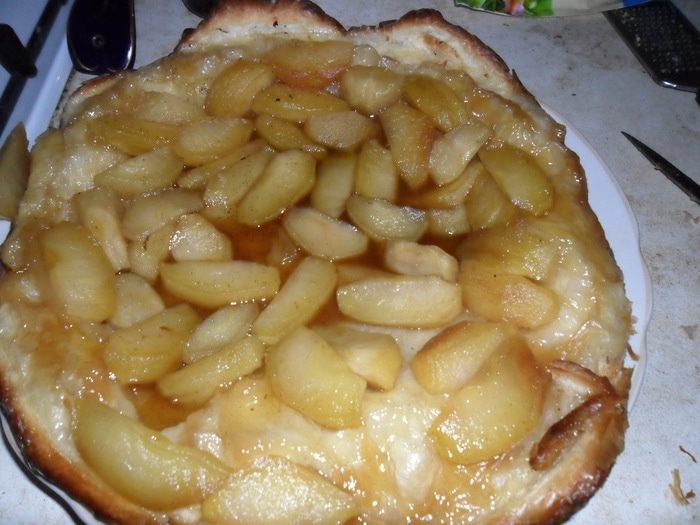 Слойка с яблоками