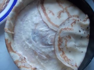 Блинный торт с малосольной горбушей и соусом &amp;quot;бешамель&amp;quot;