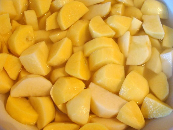 Суп-лечо с телячьей грудинкой