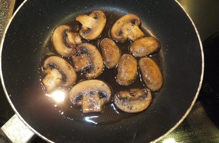 Спагеттини с грибным соусом