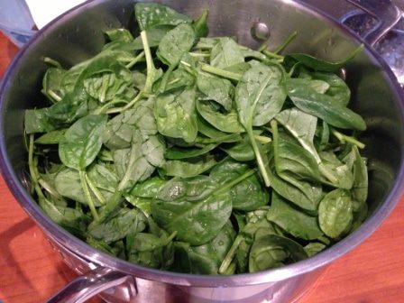 Суп из шпината со вкусом щавеля