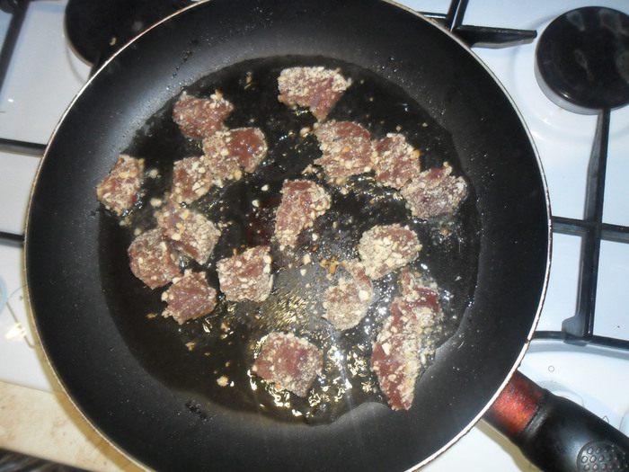 Салат с жареной печенью