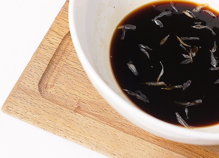 Лосось в соево-медовом соусе с кунжутом