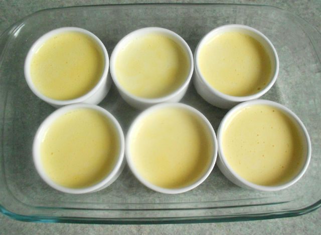 Крем-брюле с медом и розмарином