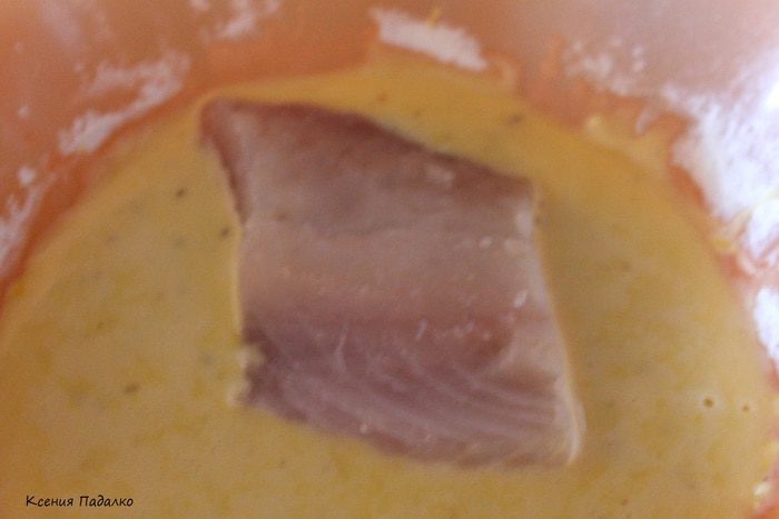 Судак и лук жареные в кляре