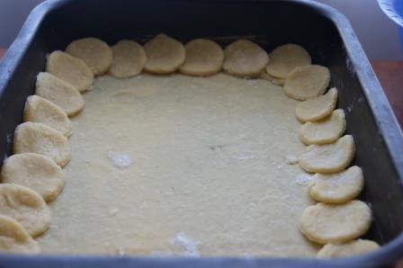 Сырный пирог с томатами