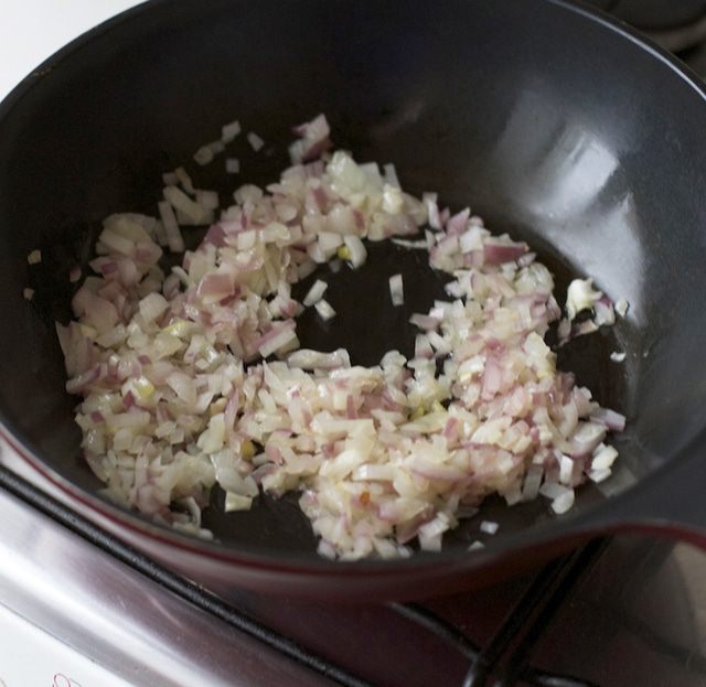 Пенне с курицей в сливочно-грибном соусе