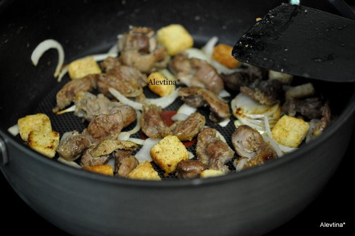 Салат с куриными желудками