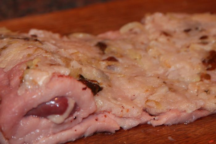 Мясной рулет выходного дня