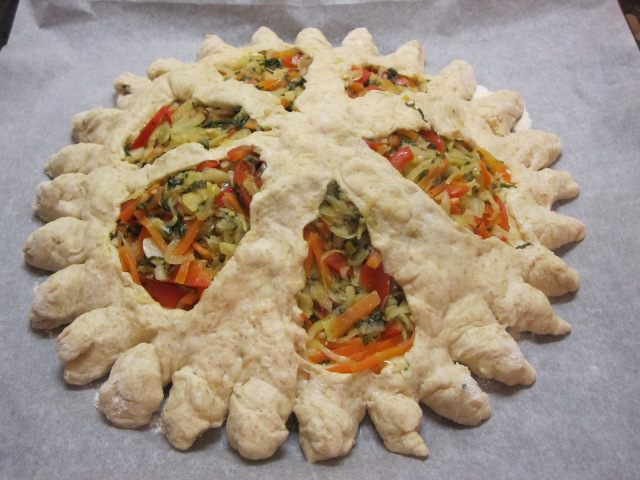 Пирог с овощами и зеленью