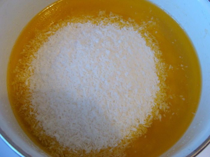 Шоколадно-кокосовый рулет без выпечки