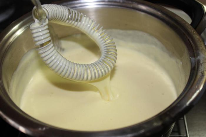 Мороженое со вкусом яблочного штруделя