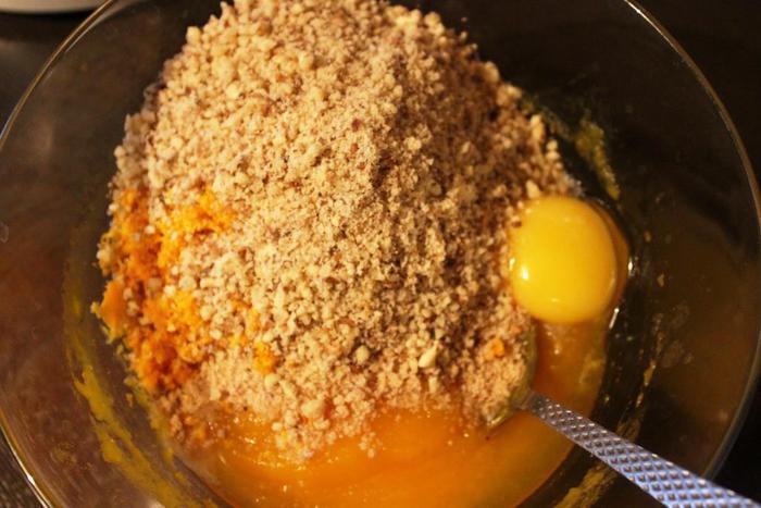 Тыквенные пирожные под апельсиново-сметанной глазурью