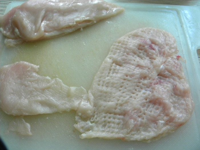 Куриные рулетики с яйцом и зеленью