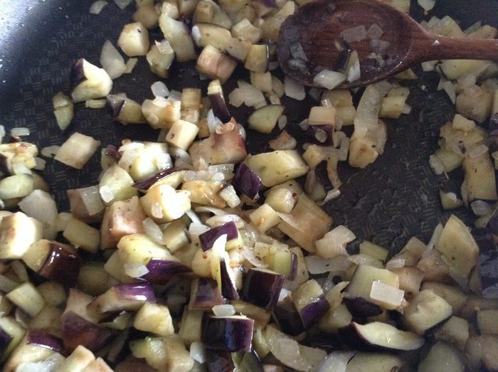 Пирог с баклажанами